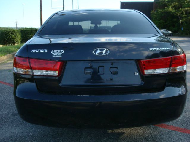 Hyundai Sonata 2006 photo 1