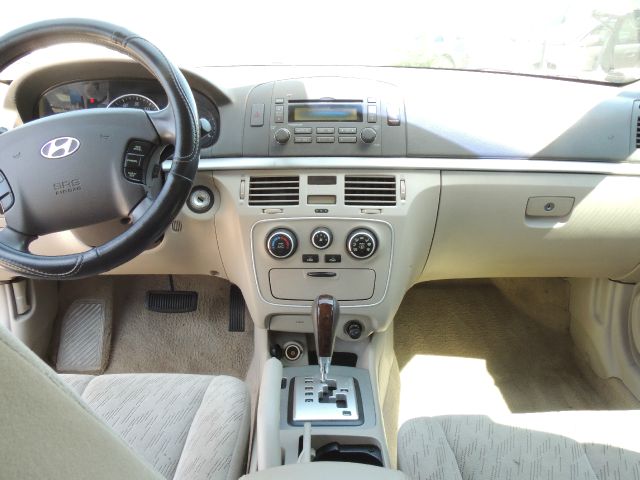 Hyundai Sonata 2006 photo 3