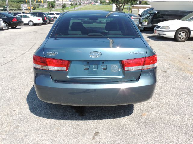 Hyundai Sonata 2006 photo 4