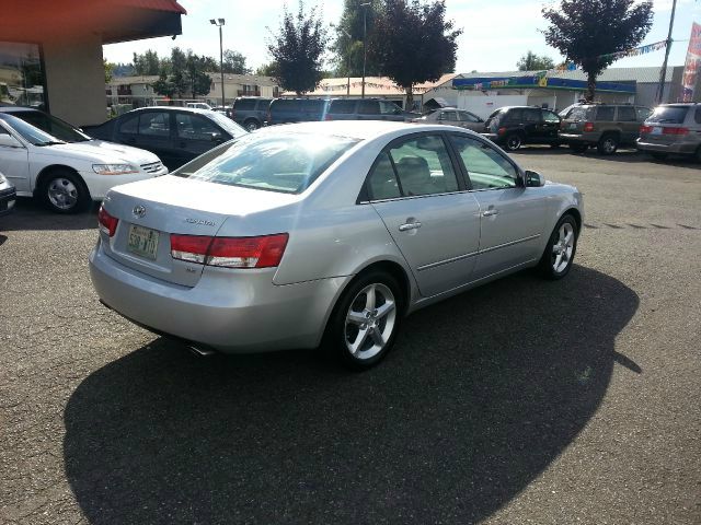 Hyundai Sonata 2006 photo 2