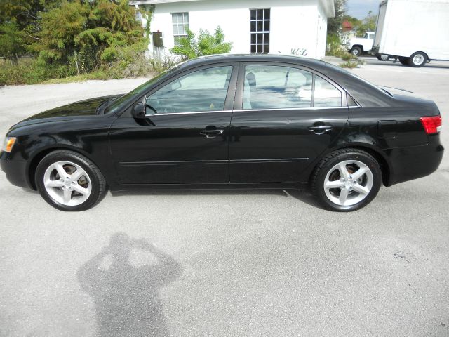 Hyundai Sonata 2006 photo 2