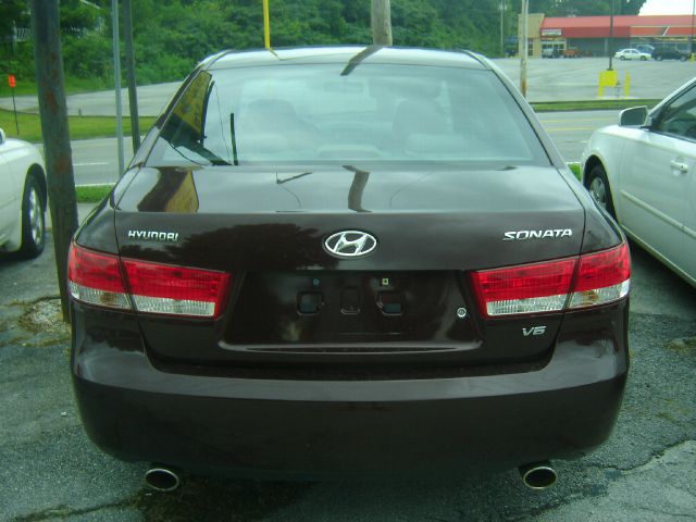 Hyundai Sonata 2006 photo 2