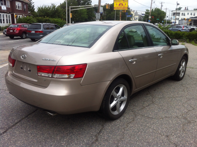 Hyundai Sonata 2006 photo 1