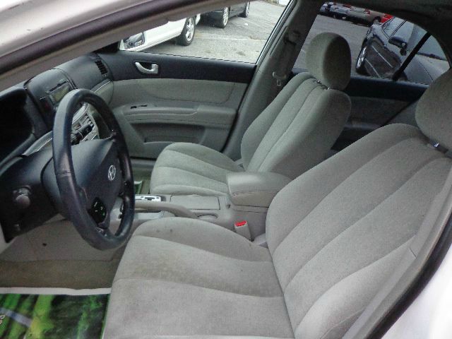 Hyundai Sonata 2006 photo 17