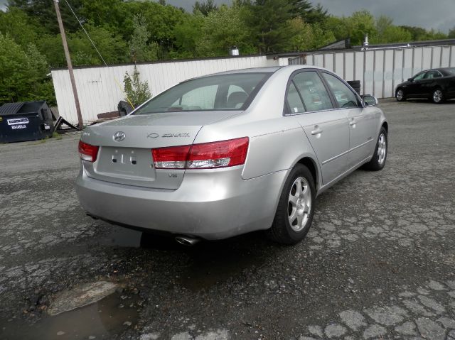 Hyundai Sonata 2006 photo 2