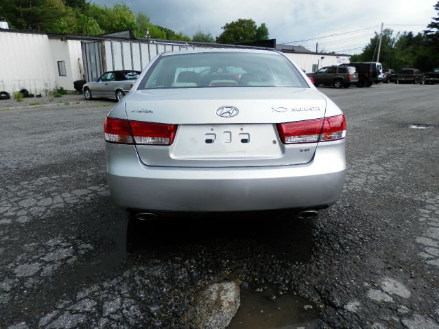 Hyundai Sonata 2006 photo 4