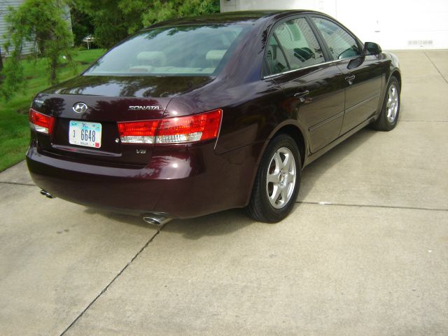 Hyundai Sonata 2006 photo 2