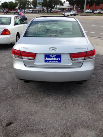 Hyundai Sonata 2006 photo 4