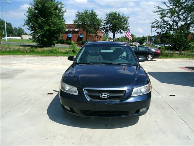 Hyundai Sonata 2006 photo 2