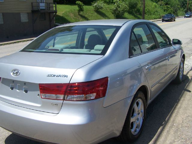 Hyundai Sonata 2006 photo 4