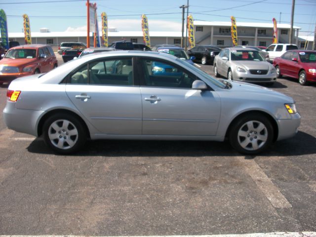 Hyundai Sonata 2006 photo 4