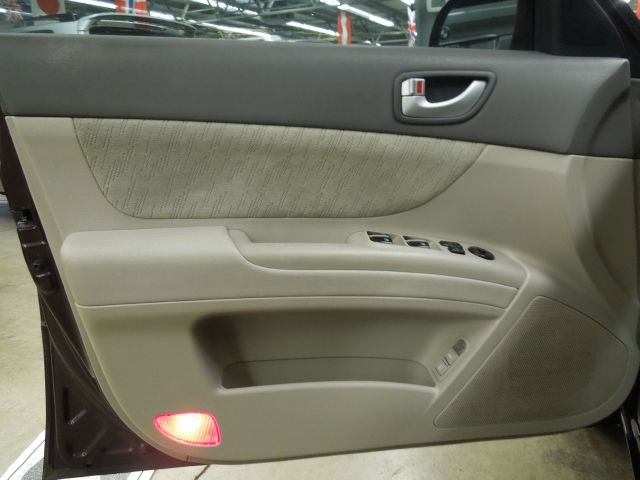 Hyundai Sonata 2006 photo 10