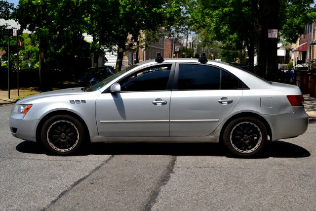 Hyundai Sonata 2006 photo 1