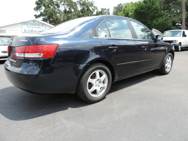 Hyundai Sonata 2006 photo 2