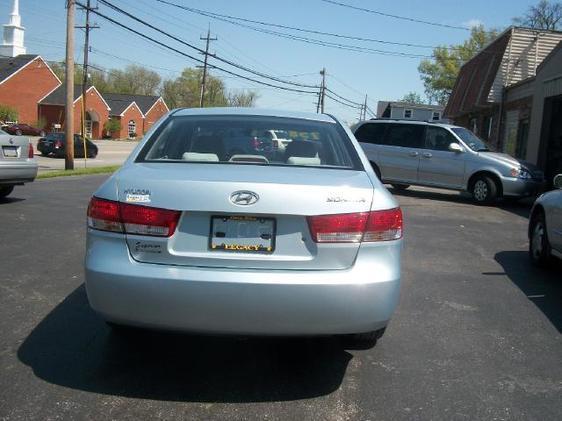 Hyundai Sonata 2006 photo 2