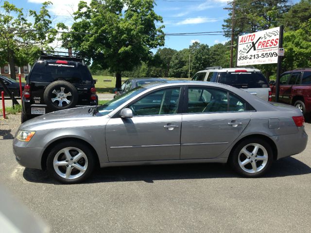 Hyundai Sonata 2006 photo 2