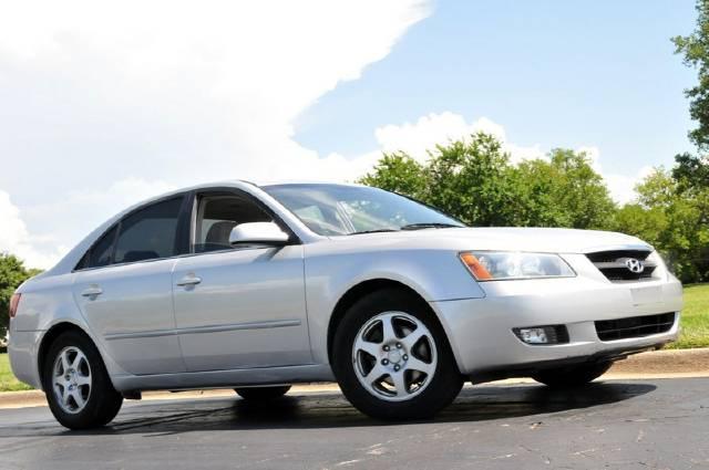 Hyundai Sonata Unknown Sedan