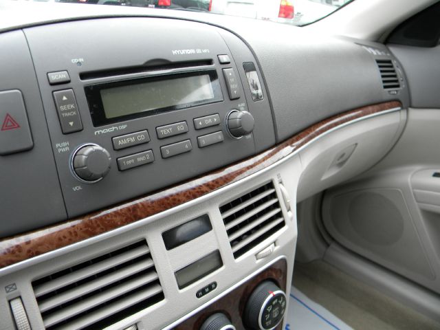 Hyundai Sonata 2006 photo 11