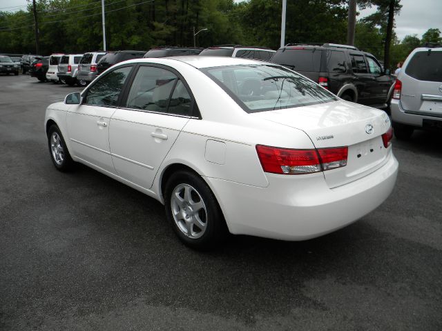 Hyundai Sonata 2006 photo 13