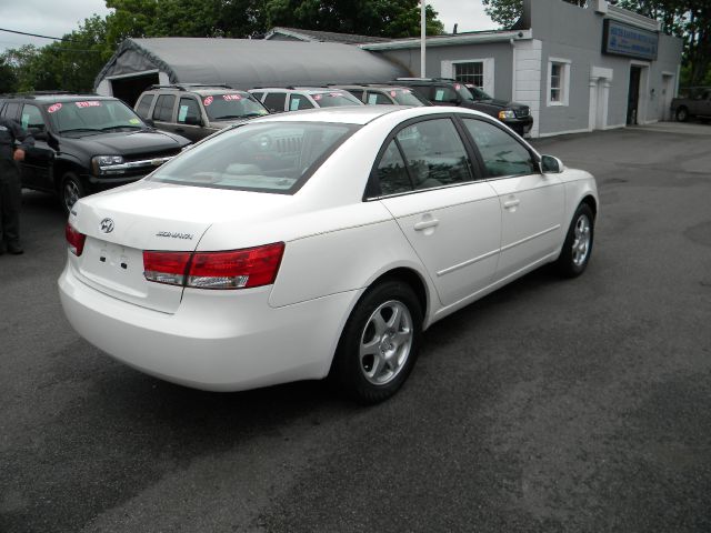 Hyundai Sonata 2006 photo 15