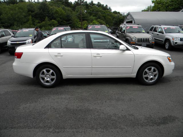 Hyundai Sonata 2006 photo 17