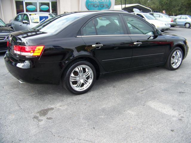 Hyundai Sonata 2006 photo 1