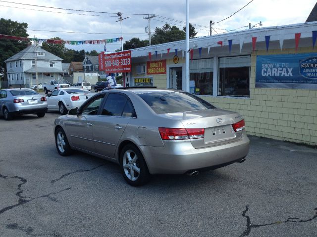 Hyundai Sonata 2006 photo 2