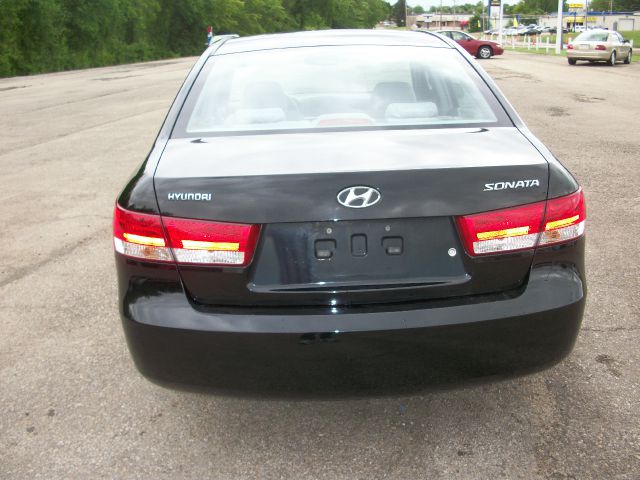 Hyundai Sonata 2006 photo 1