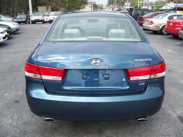 Hyundai Sonata 2006 photo 2