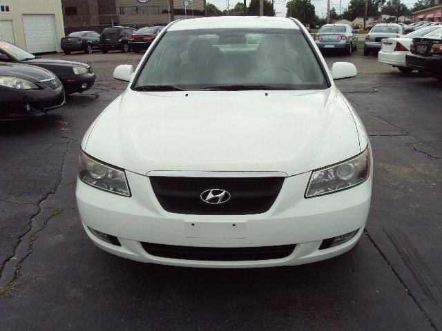 Hyundai Sonata 2006 photo 1