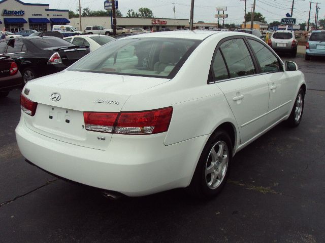 Hyundai Sonata 2006 photo 3