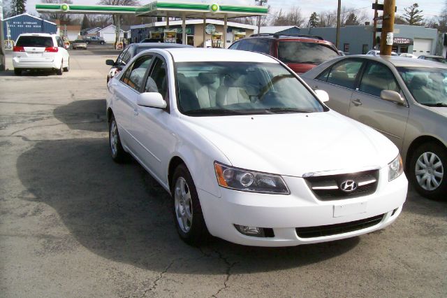 Hyundai Sonata 2006 photo 2