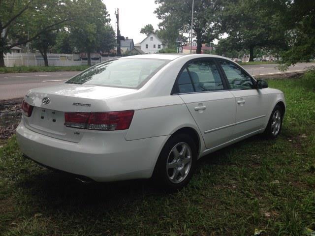 Hyundai Sonata 2006 photo 2