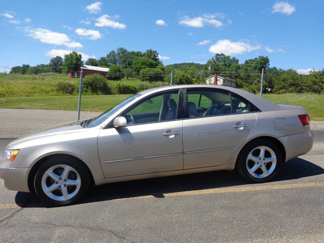 Hyundai Sonata 2006 photo 1