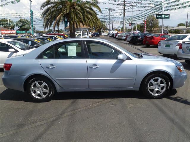 Hyundai Sonata 2006 photo 4