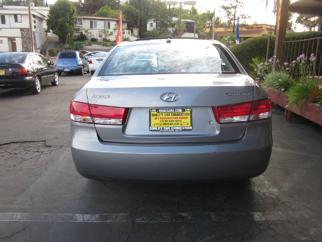 Hyundai Sonata 2007 photo 2