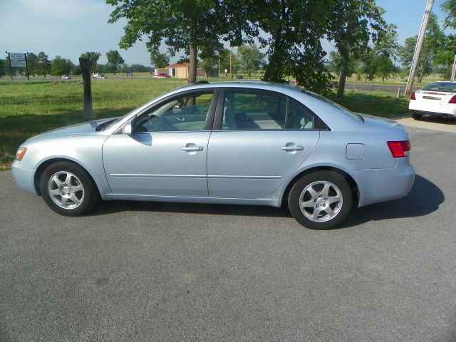 Hyundai Sonata XLS Premium Flex Fuel4x2 Sedan