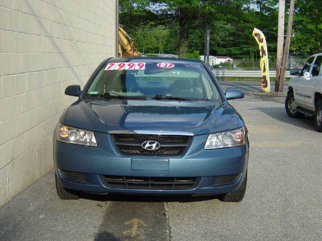 Hyundai Sonata 2007 photo 2