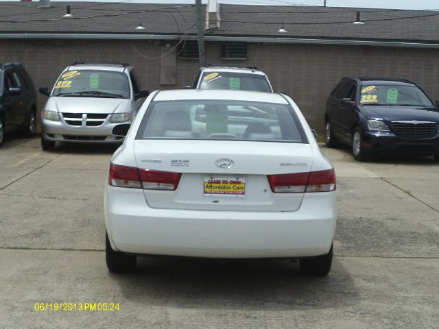 Hyundai Sonata XLS Premium Flex Fuel4x2 Sedan