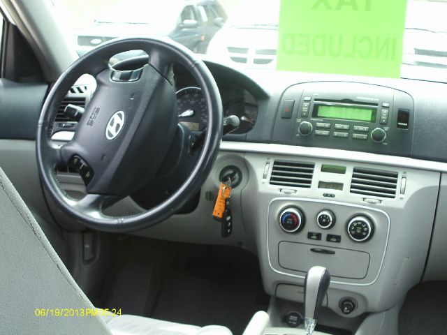 Hyundai Sonata 2007 photo 2