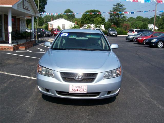 Hyundai Sonata 2007 photo 2