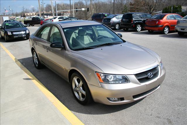 Hyundai Sonata 2007 photo 1