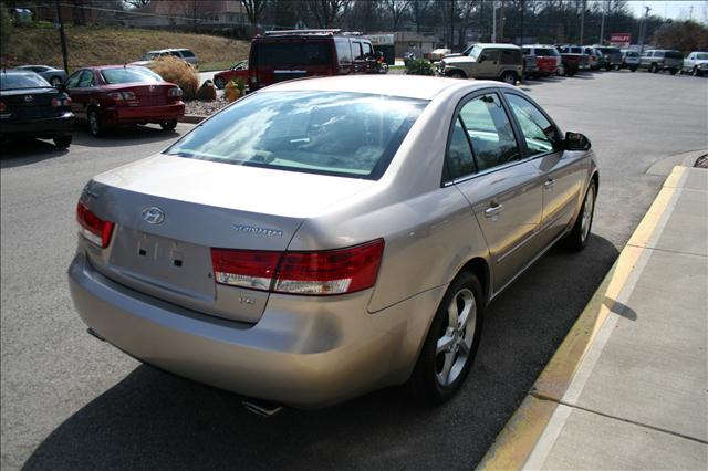 Hyundai Sonata 2007 photo 2