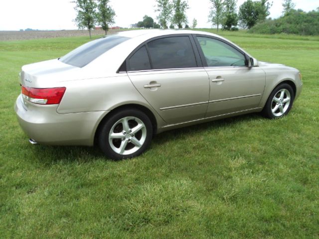 Hyundai Sonata 2007 photo 2