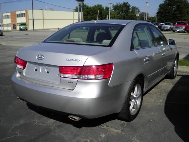 Hyundai Sonata 2007 photo 2