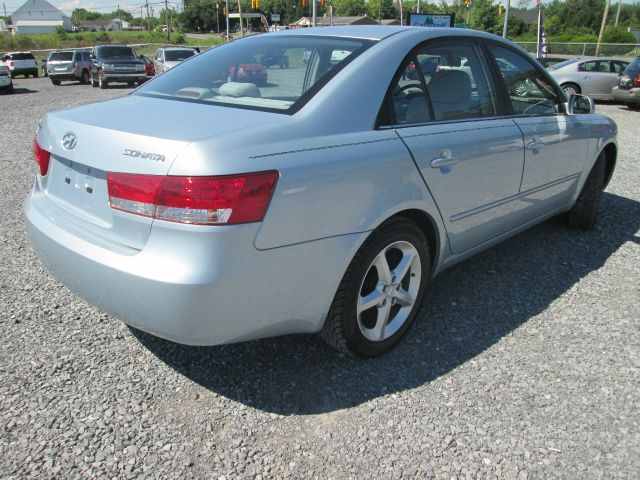 Hyundai Sonata 2007 photo 1