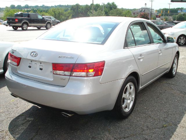 Hyundai Sonata 2007 photo 1