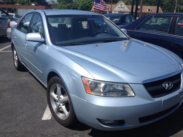 Hyundai Sonata XLS Premium Flex Fuel4x2 Sedan