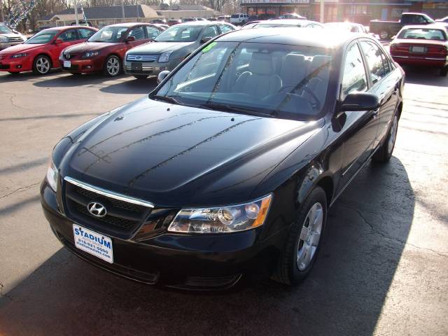 Hyundai Sonata 2008 photo 1