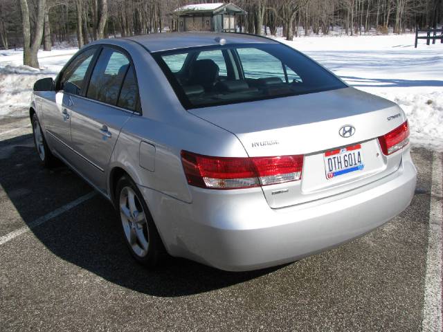 Hyundai Sonata 2008 photo 1